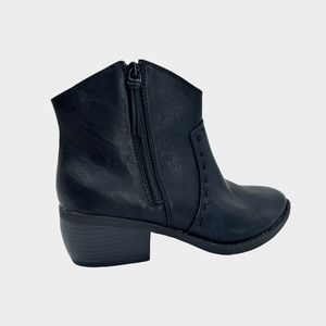 Black Arizona Jeans boots cutout ancle size 9M